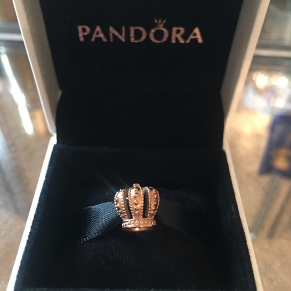 👑AUTHENTIC PANDORA CROWN CHARM IN ROSE GOLD - Picture 3 of 4
